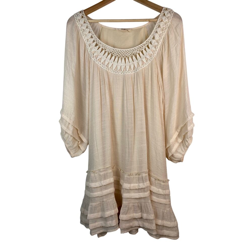 entro Cream Crochet-Neck Mini Dress